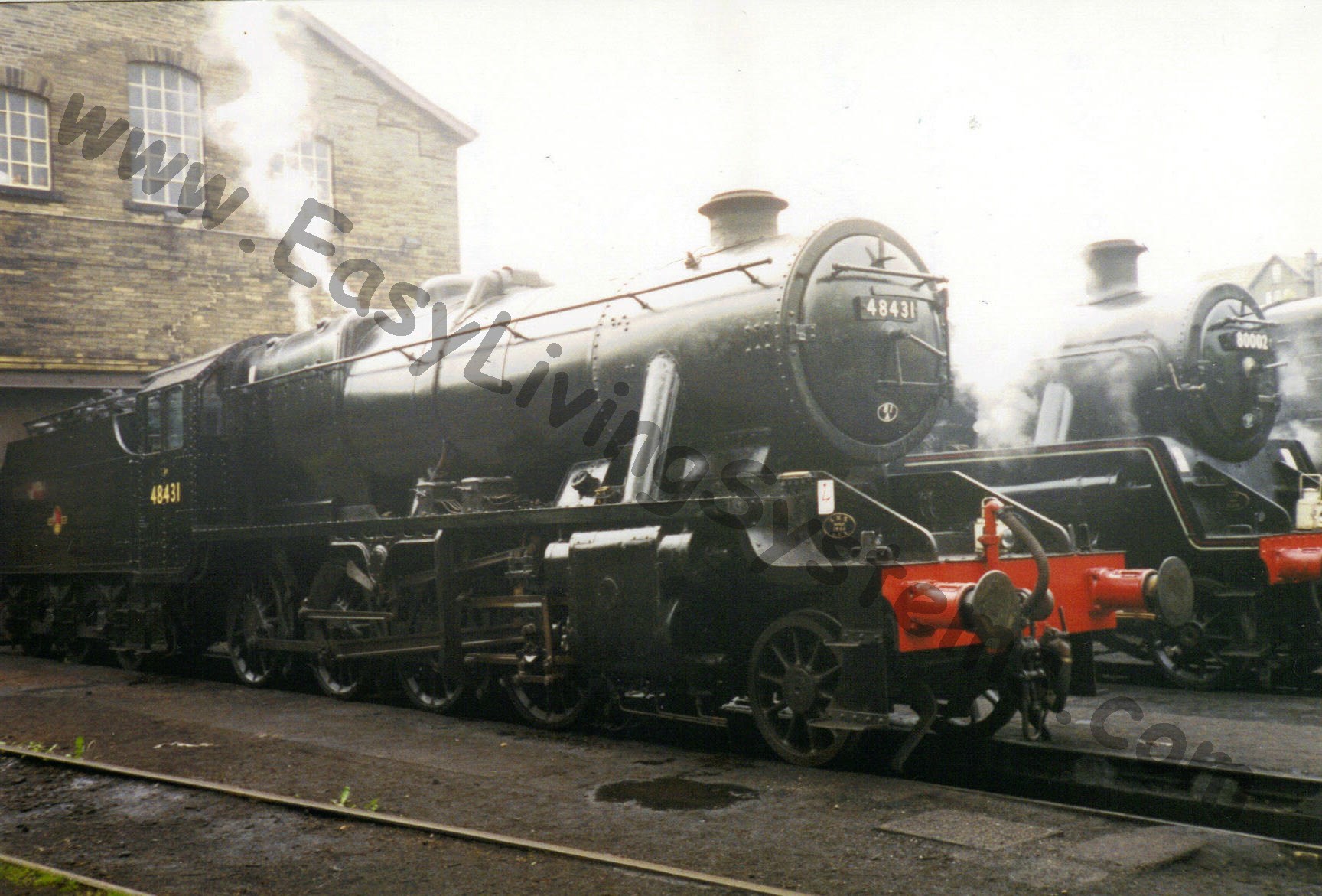 8F Steam Locomotive at Keighley andworth Valley Railway